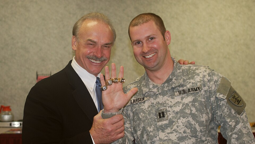 Rocky Bleier: From the Gridiron to the Battlefield and Back Again